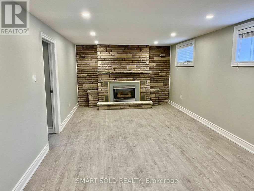 Lower - 52 Monkswood Crescent, Newmarket (central Newmarket)