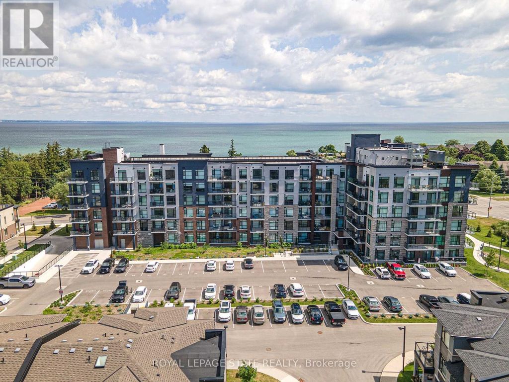301 - 600 North Service Road, Hamilton (lakeshore)