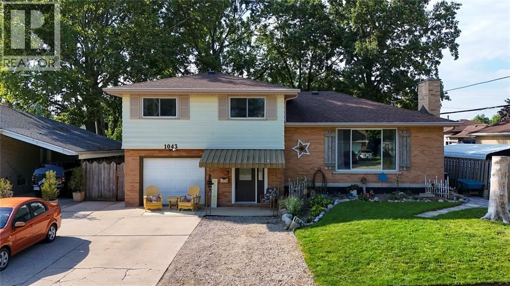 1043 Talfourd Street, Sarnia