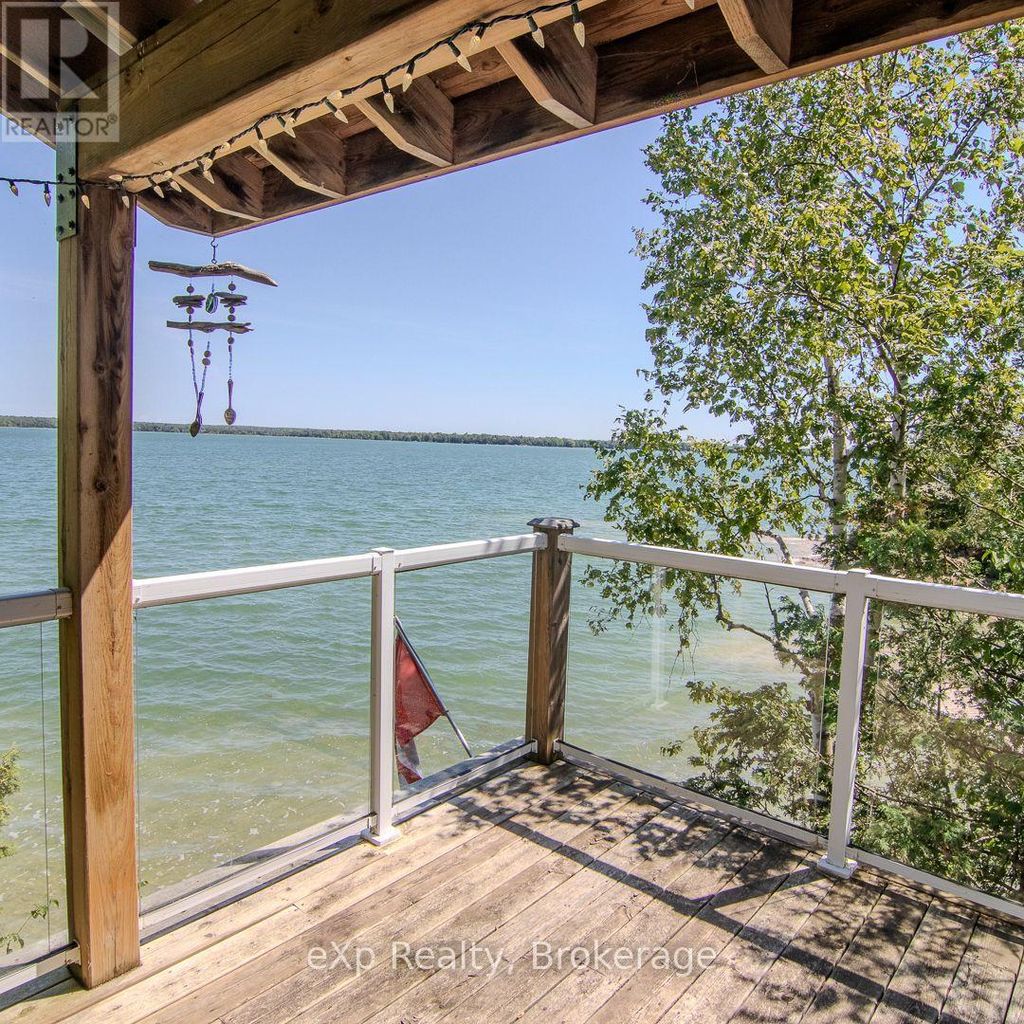 99 Teddy Bear Lane, South Bruce Peninsula