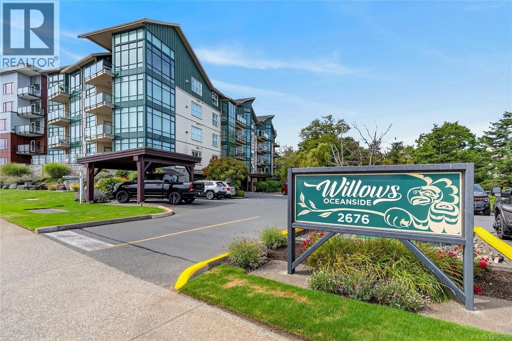 404 2676 Island Hwy S, Campbell River