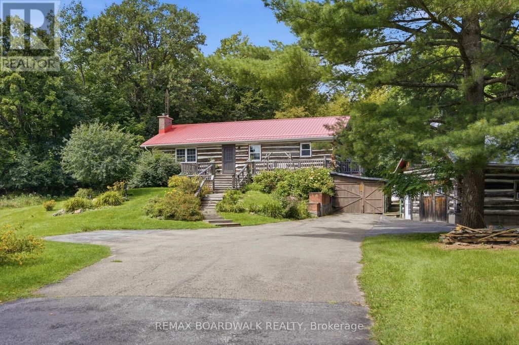 394 Kenyon Road, Tay Valley