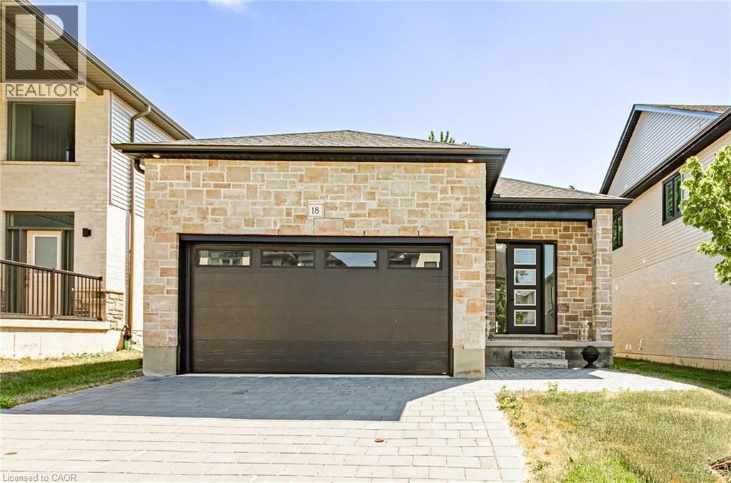 7966 Fallon Drive Unit# 18, Lucan Biddulph (twp)