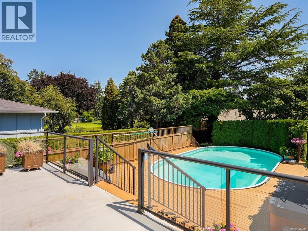 104 Leila Pl, Colwood