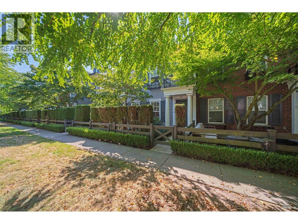 72 688 Edgar Avenue, Coquitlam