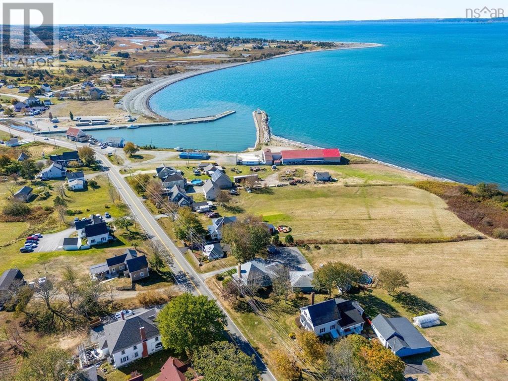 3315 1 Highway, Belliveaus Cove