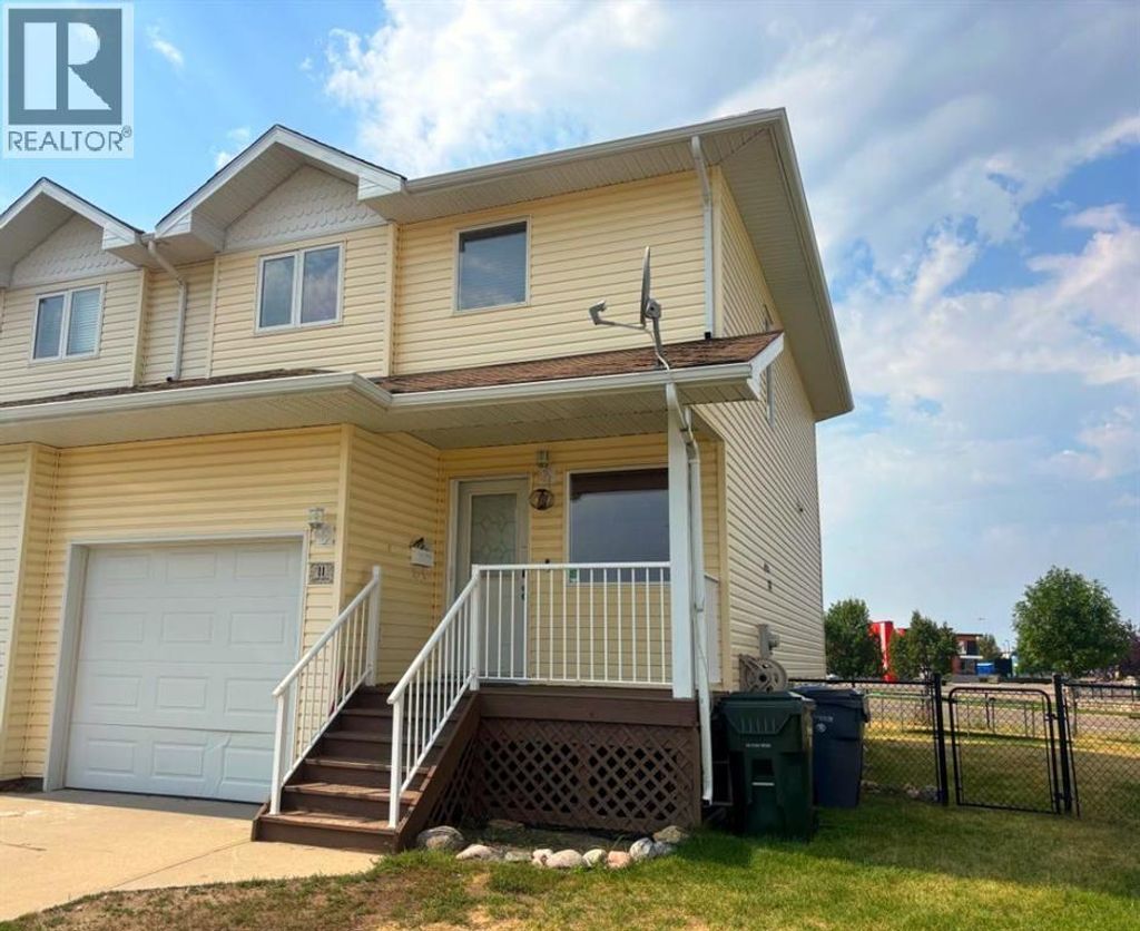 11 Northlands Crescent Ne, Medicine Hat