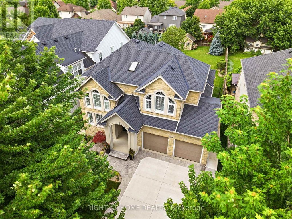 1606 Concession 4 Road, Niagara-On-The-Lake (virgil)
