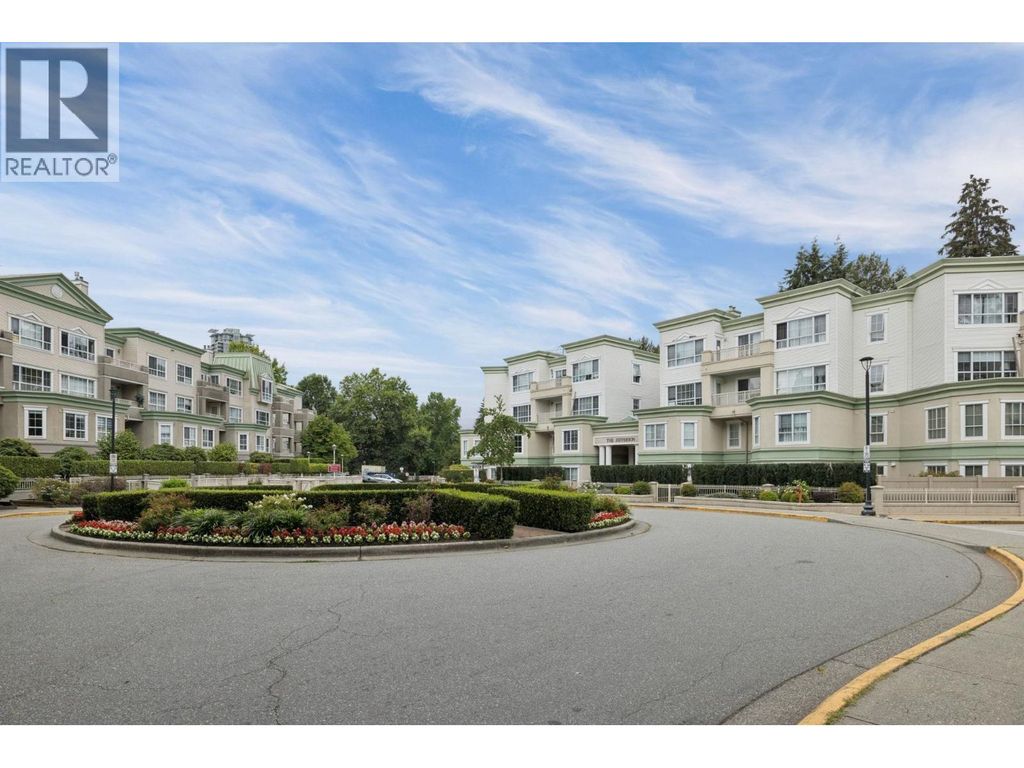 418 2960 Princess Crescent, Coquitlam