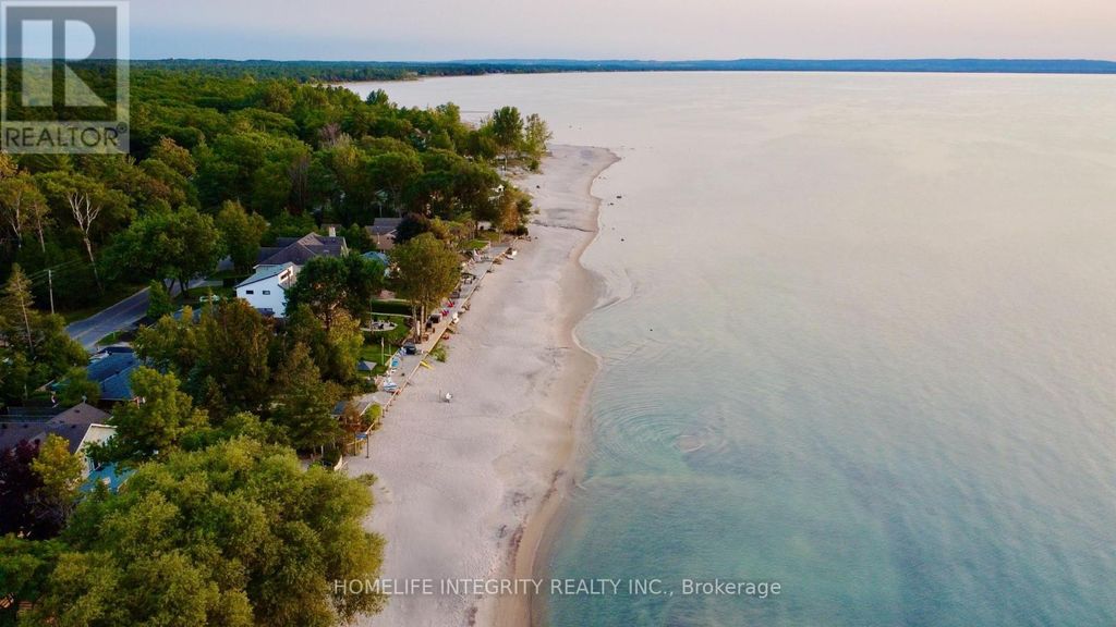 2197 Tiny Beaches Road S, Tiny