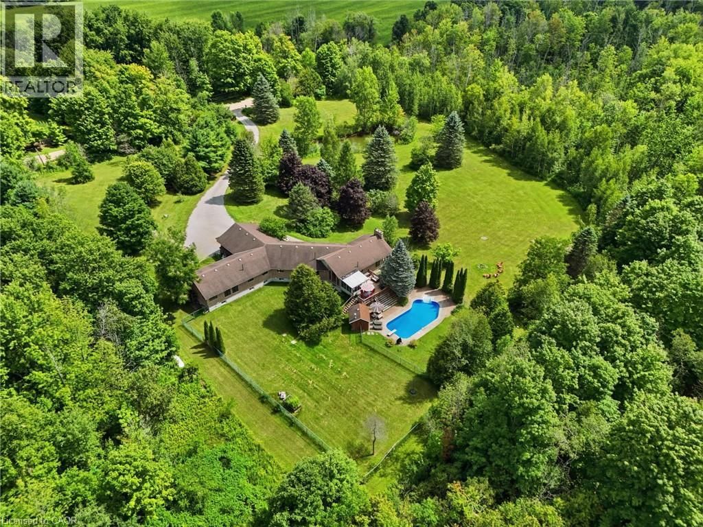 4178 Darkwood Road, Moffat