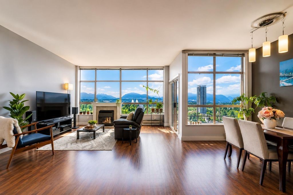 2001 14881 103a Avenue, Surrey