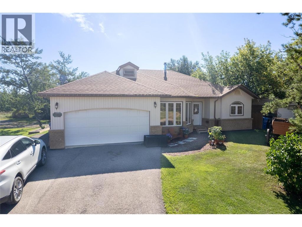 4707 51 Street, Pouce Coupe