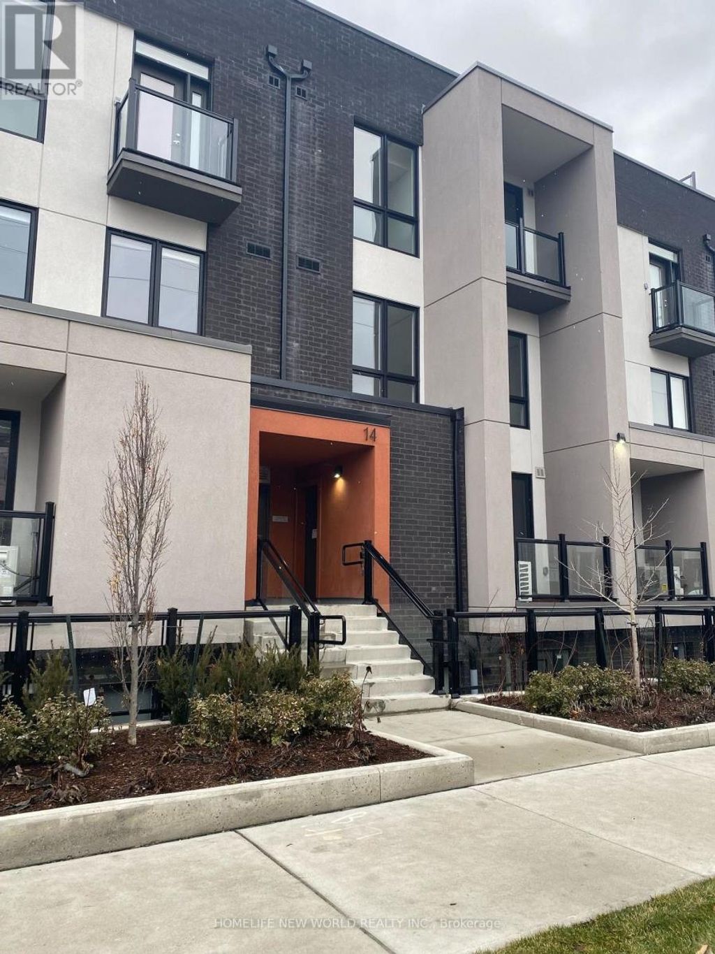 6 - 14 Marquette Avenue, Toronto (englemount-Lawrence)
