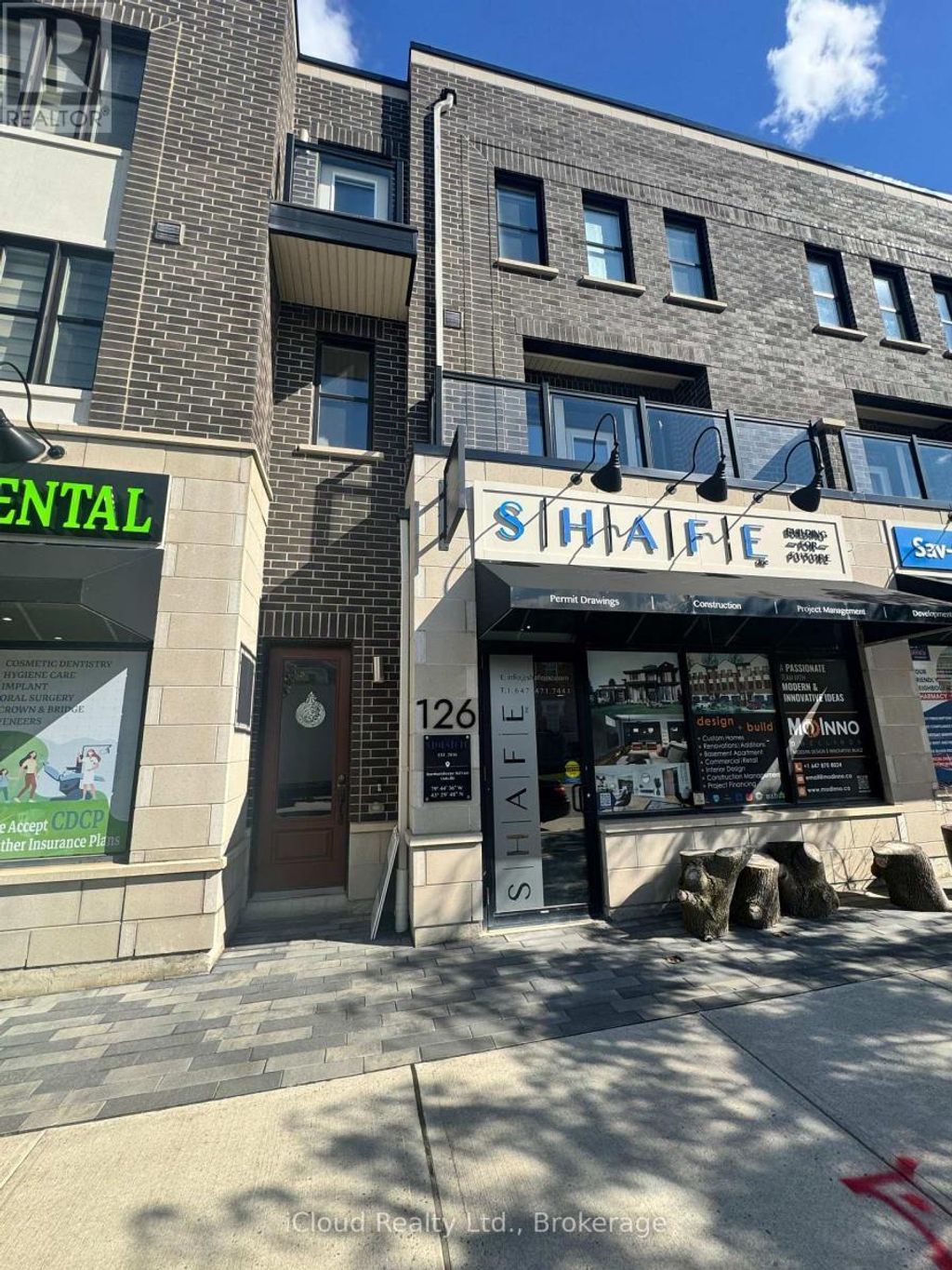 126 Burnhamthorpe Road E, Oakville (go Glenorchy)