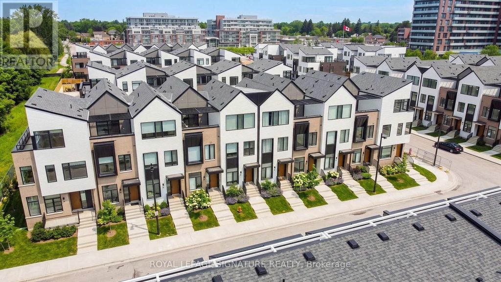 47 - 40 Lou Parsons Way S, Mississauga (port Credit)