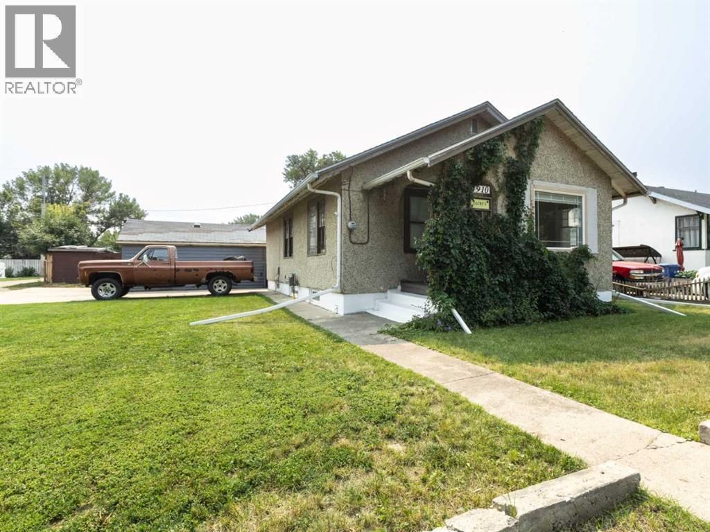 4910 52 Avenue, Taber