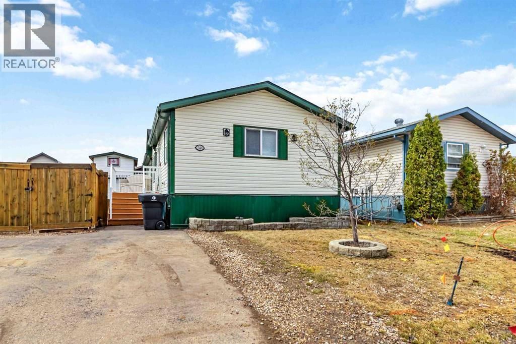 240 Mckinlay Crescent, Fort Mcmurray