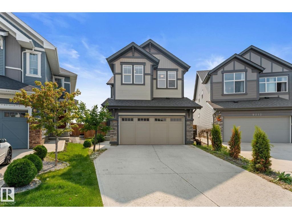 22373 92a Av Nw, Edmonton