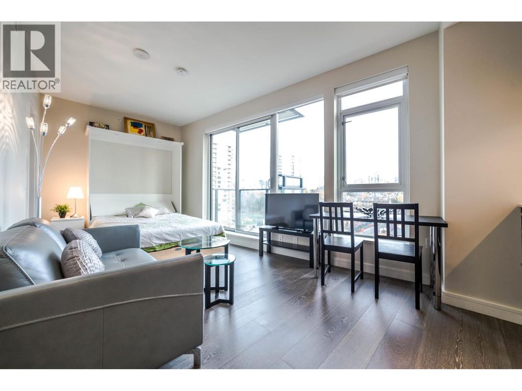 904 1221 Bidwell Street, Vancouver