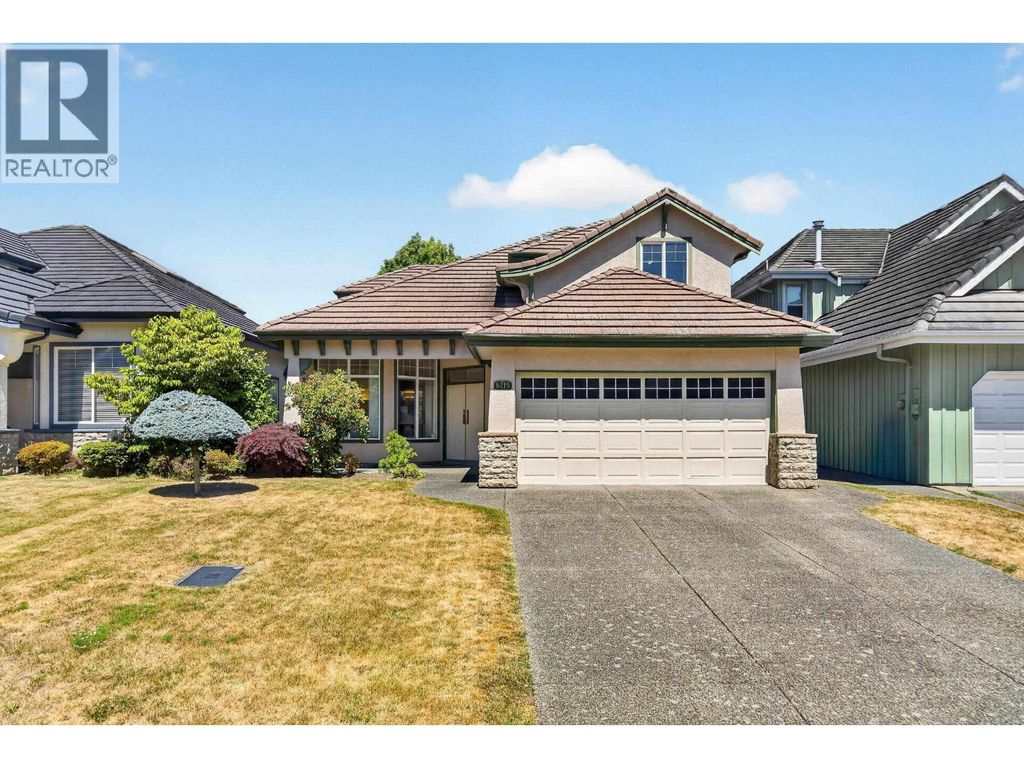 6215 Dunsmuir Crescent, Richmond