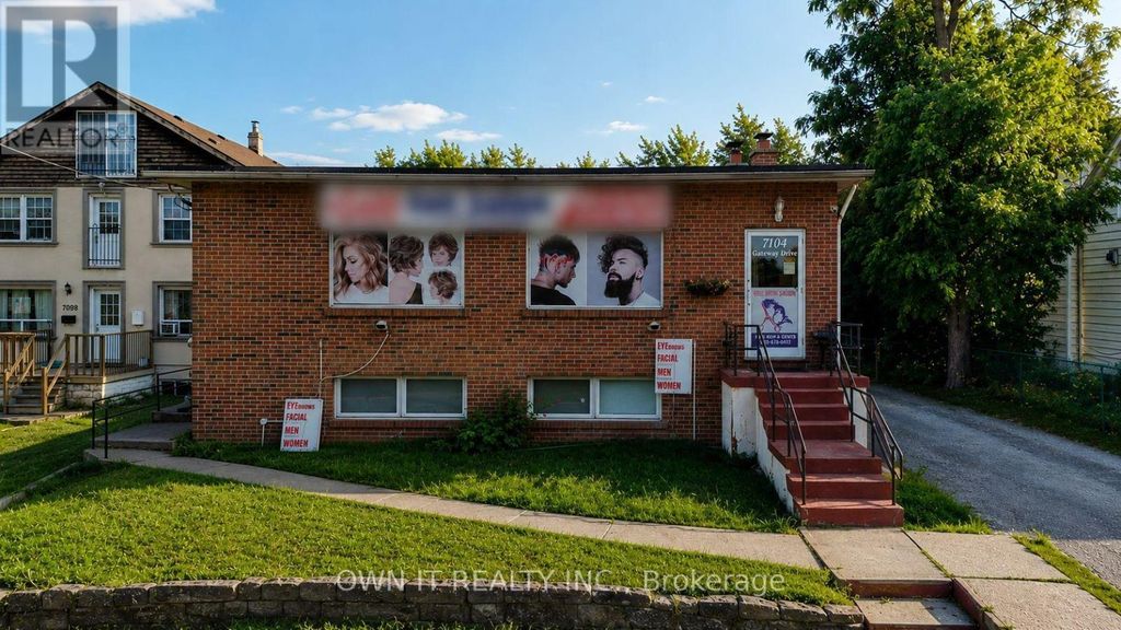 7104 Goreway Drive, Mississauga (malton)