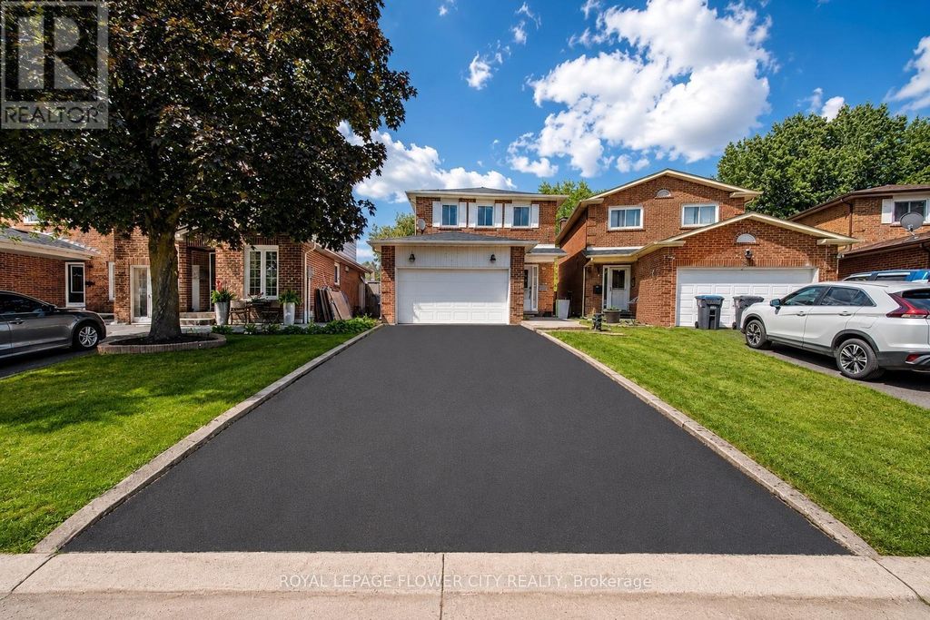6 Crenshaw Court, Brampton (heart Lake West)