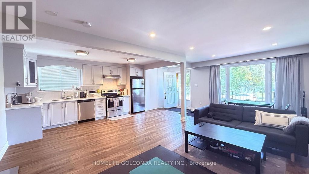 30 Heatherside Main Fl Drive, Toronto (l'amoreaux)
