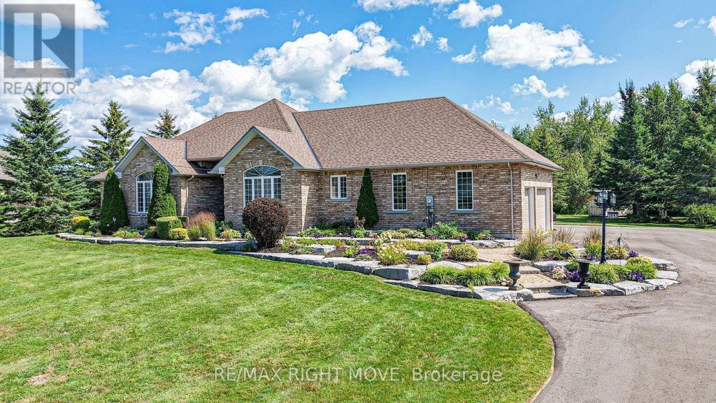 1043 Hurlwood Lane, Severn