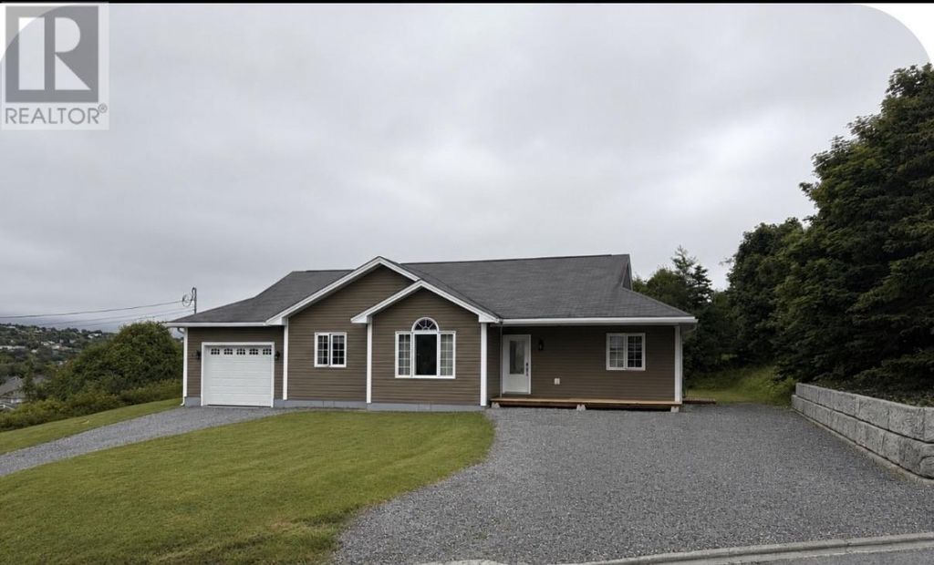 10-12 Leslie Street, Carbonear