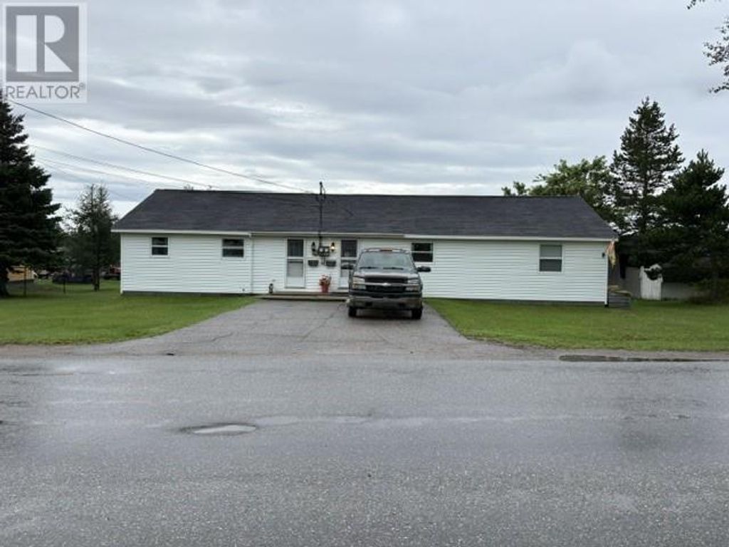 42 Hillview Avenue, Stephenville