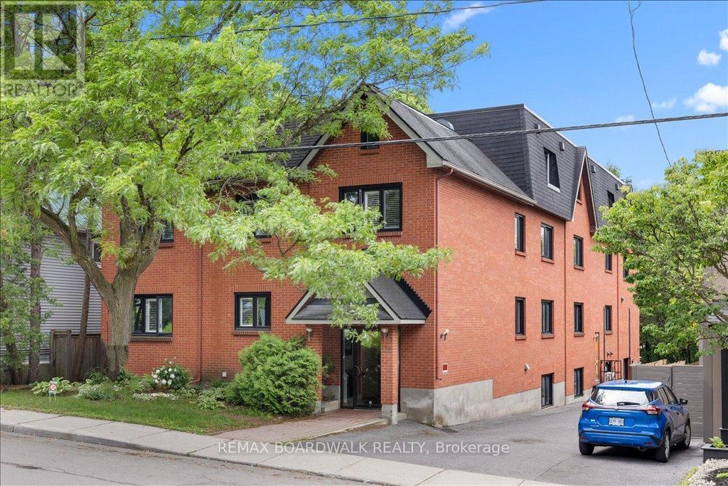 304 - 222 Russell Avenue, Ottawa