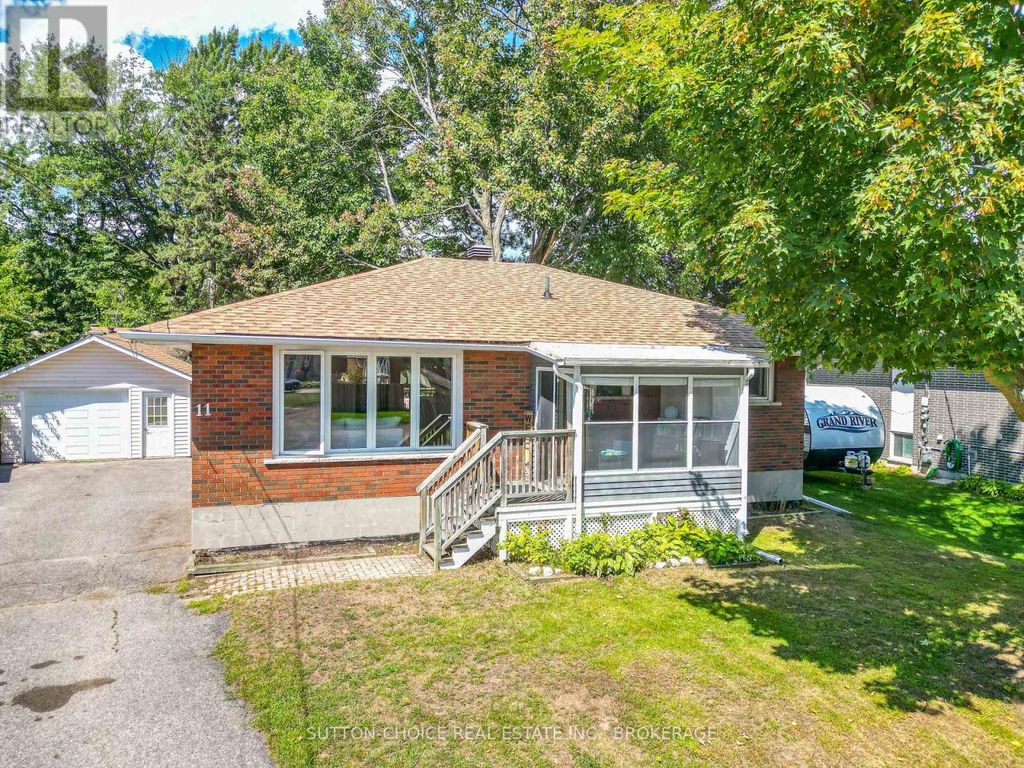 11 Milford Crescent, North Bay (ferris)