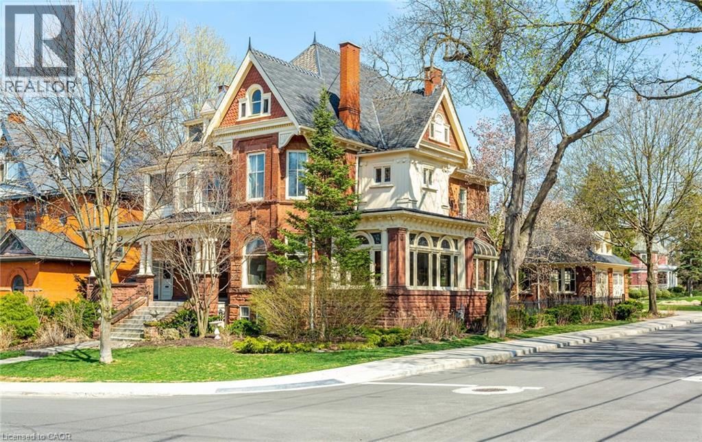 351-353 Bay Street S, Hamilton