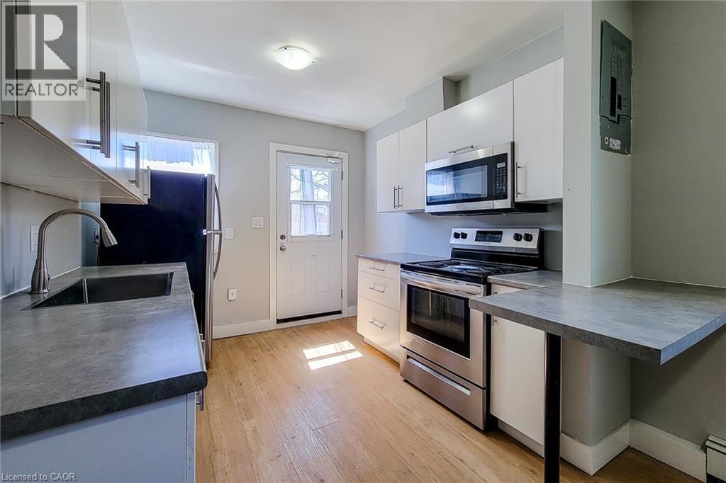 304 Barton Street E Unit# A, Hamilton