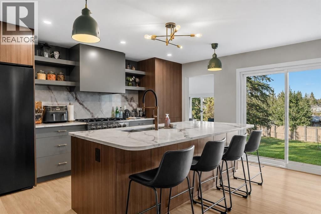 2316 State Road Sw, Calgary