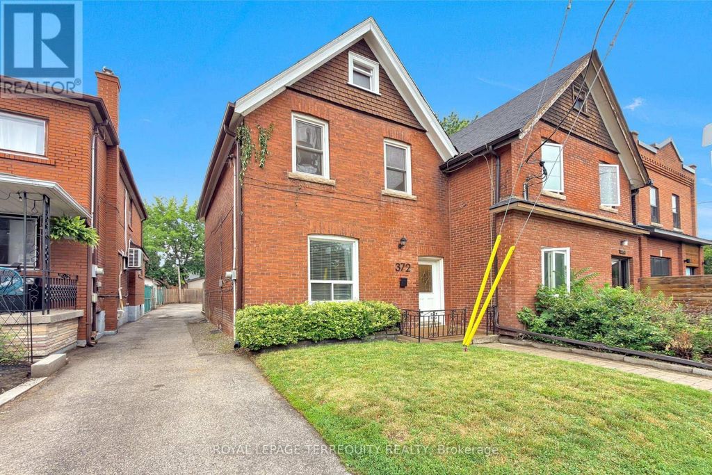 372 St Johns Road, Toronto (runnymede-Bloor West Village)
