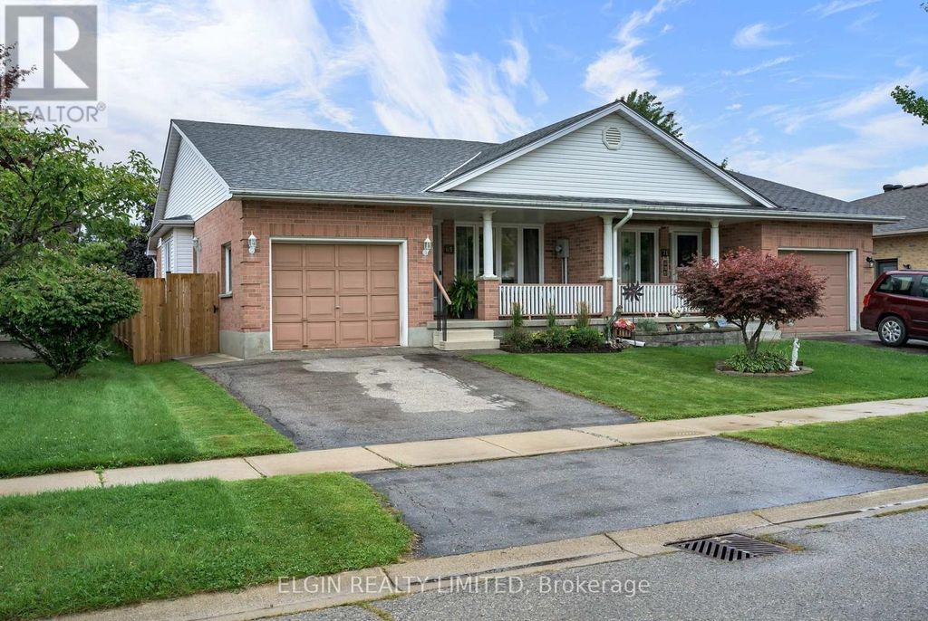 69 Carrie Crescent, St. Thomas