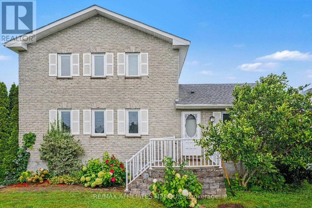 428 Johnston Road, Athens