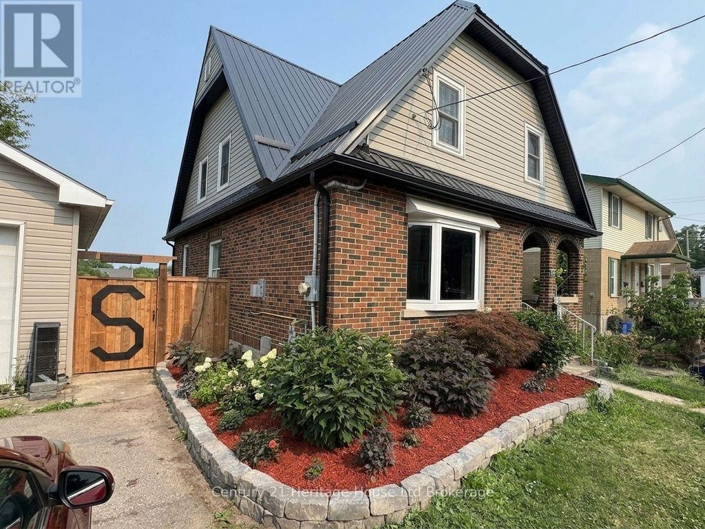 87 Bay Street, Woodstock (woodstock - South)