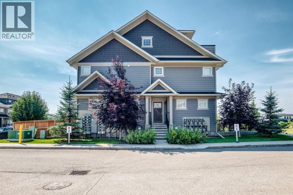 428 Cranbrook Square Se, Calgary