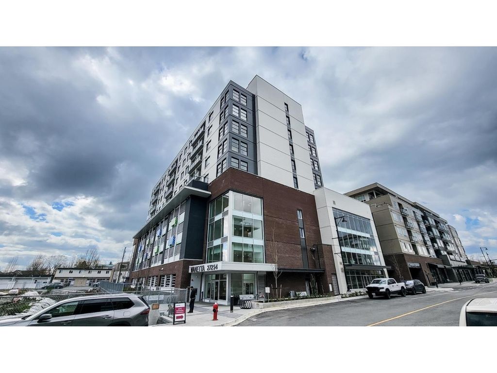 711 27254 Aldergrove Town Centre Drive, Langley