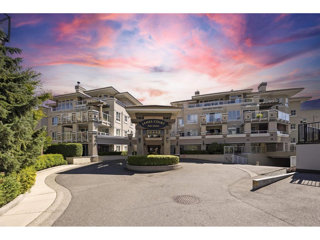 213 20448 Park Avenue, Langley