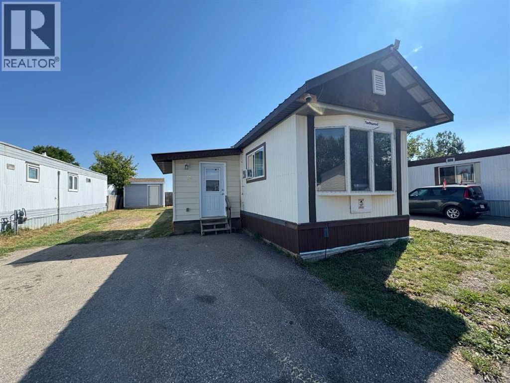 15, 2715 Westside Drive W, Lethbridge
