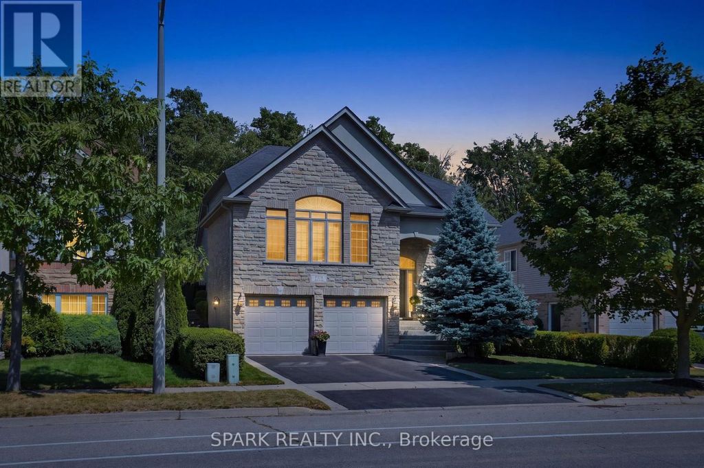 179 Tanners Drive S, Halton Hills (ac Acton)
