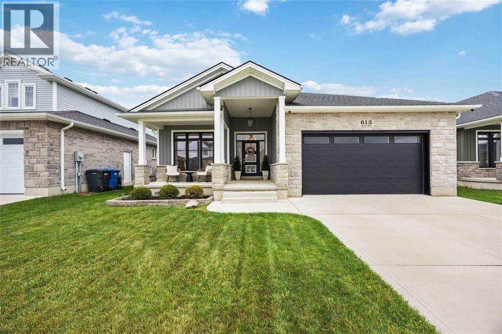 613 Ketter Way, Plympton-Wyoming