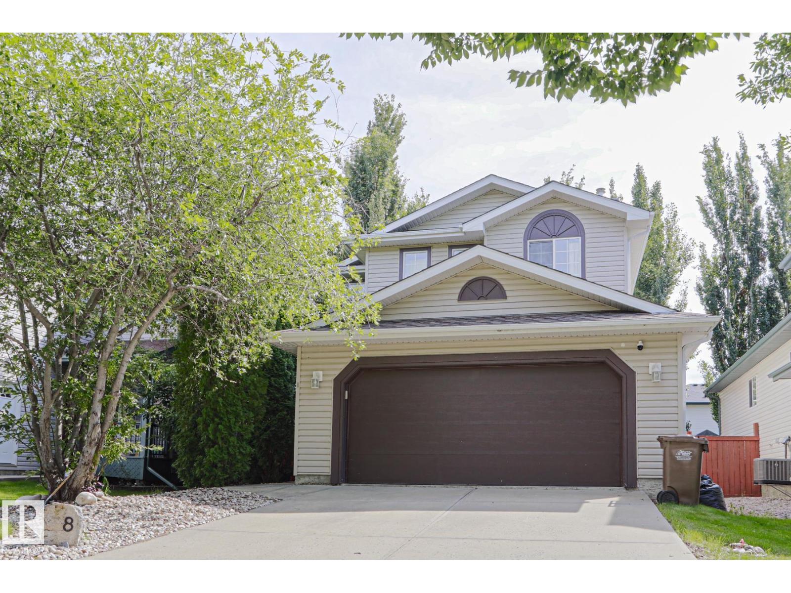 8 Erinwoods Pl, St. Albert