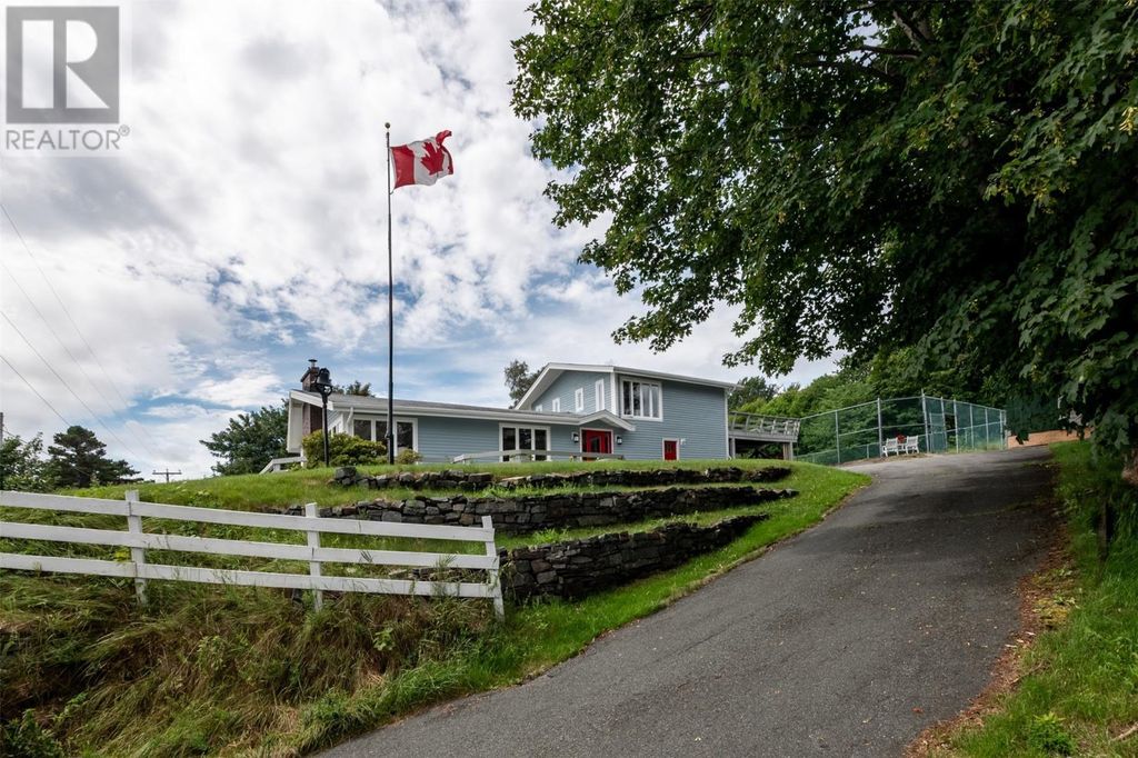 61 Northside Road, Holyrood
