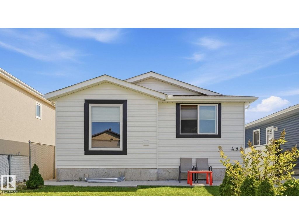 493 Kirkness Rd Nw, Edmonton