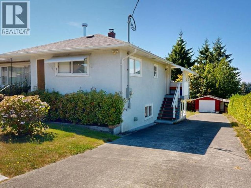 4603 Harvie Ave, Powell River